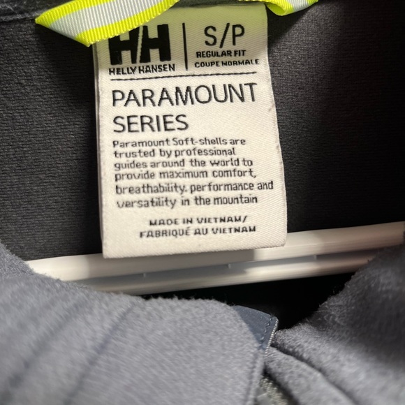 Helly Hansen wind and rainproof jacket. - Picture 7 of 8